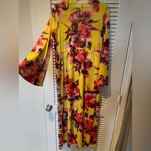 Colorful floral M Sheer Duster / Cover Up - Picture 5 of 5